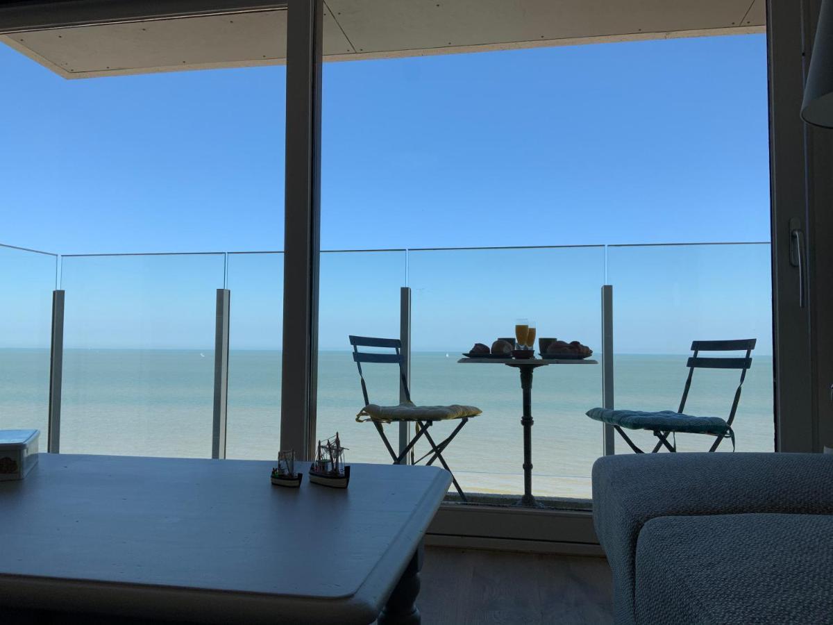 Genieten Van De Vlaamse Kust Met Prachtig Zeezicht Де-Хаан Экстерьер фото