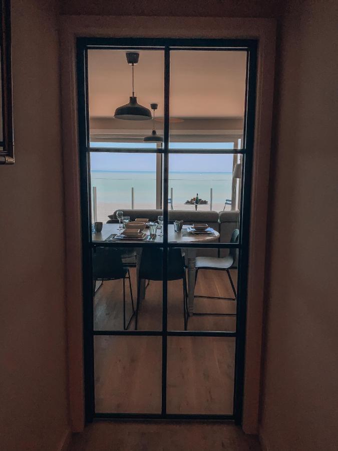 Genieten Van De Vlaamse Kust Met Prachtig Zeezicht Де-Хаан Экстерьер фото