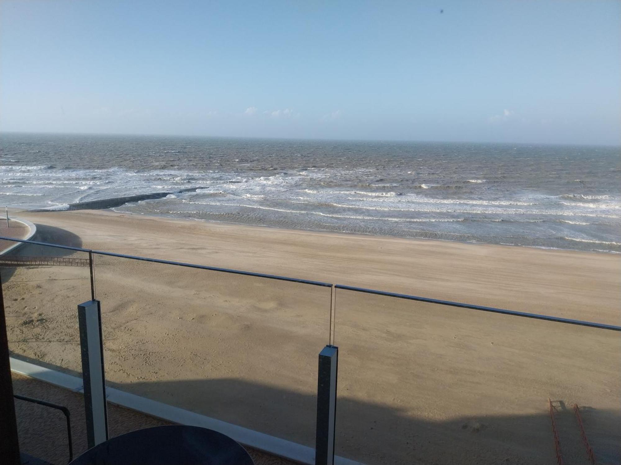 Genieten Van De Vlaamse Kust Met Prachtig Zeezicht Де-Хаан Экстерьер фото